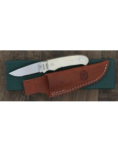 Moore Maker Drop Point Hunter Knife une grave pollution 